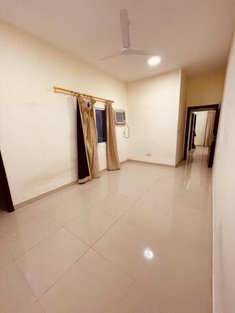 Gudaibiya, Apartments/Houses, BHD 220/month,  2 BR,  Semi Furnished 2 BHK With Ewa In Gudaibiya,Lift,Neat Clean Flat @ 35547951
