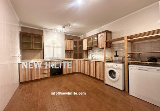 Kuwait City, Apartments/Houses, KWD 1250/month,  Studio,  Spacious 3-Bedroom Floor With Terrace For Rent In Salwa