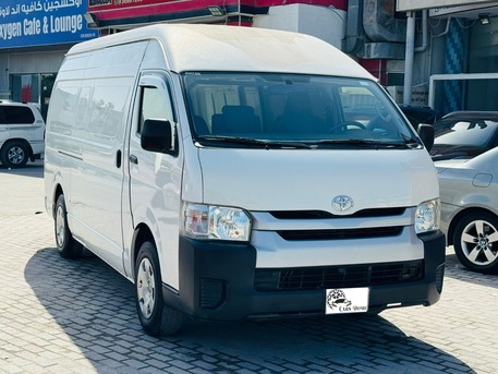 Manama, Vehicles, Cars & Trucks , BHD 1,  Toyota Hi-Ace,  2015,  Manual,  112000 KM,  ▓█▇▅ Hiace Cargo Van - Low Mileage - One Owner ▅▇█▓