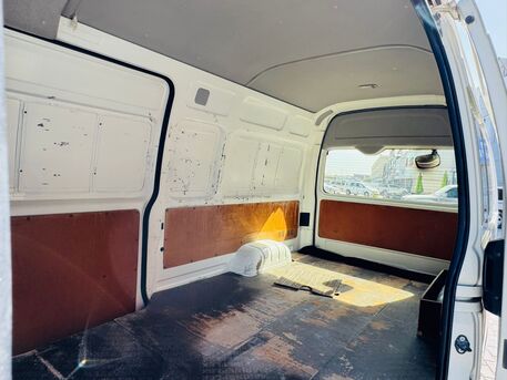 Manama, Vehicles, Cars & Trucks , BHD 1,  Toyota Hi-Ace,  2015,  Manual,  112000 KM,  ▓█▇▅ Hiace Cargo Van - Low Mileage - One Owner ▅▇█▓