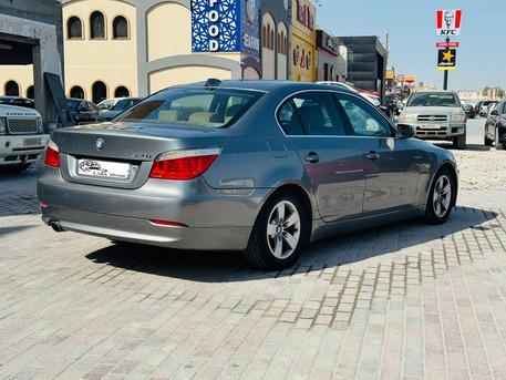 Manama, Vehicles, Cars & Trucks , BHD 1,  Bmw 5 Series,  2009,  247000 KM,  Zero Accidents - 1 Owner - 520i