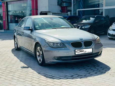 Manama, Vehicles, Cars & Trucks , BHD 1,  Bmw 5 Series,  2009,  247000 KM,  Zero Accidents - 1 Owner - 520i