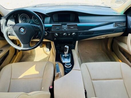 Manama, Vehicles, Cars & Trucks , BHD 1,  Bmw 5 Series,  2009,  247000 KM,  Zero Accidents - 1 Owner - 520i