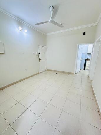 Hoora, Apartments/Houses, BHD 220/month,  Furnished,  2 BR,  Flat For Rent In Hoora With EWA Nearby Tea House Cafeteria