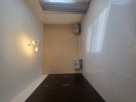 Mahooz, Apartments/Houses, BHD 390/month,  Furnished,  2 BR,  Gym,pool & Parking -Very Brightful Fully Furnished 2 BHK Family Flat With Ewa 390/BD Mahoo