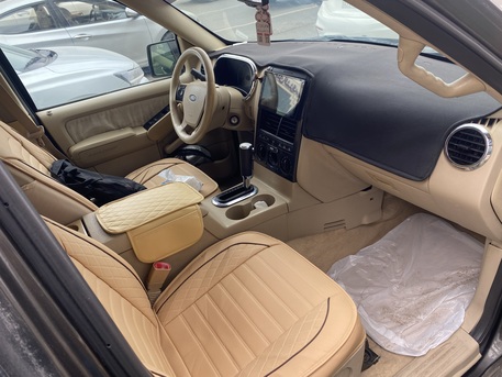 Al Malaz, Vehicles, Cars & Trucks , SAR 10999,  Ford Explorer,  2006,  Automatic,  430000 KM,  Very Good Condition