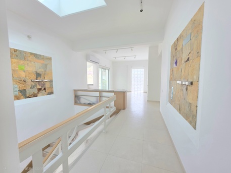 Manama, Commercial Villas, BHD 1100,  Spacious 4 Bedroom Semi Furnished Commercial Villa For Rent.