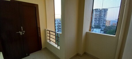 Hyderabad, Housing Exchanges, INR 4000000/month,  2 BR,  880 Sq. Feet,  2bhk Flat For Sale On 5th Floor At Attapur.