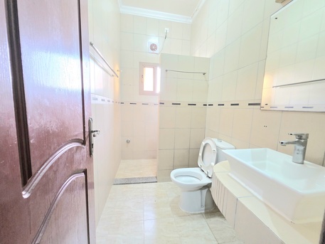 Zinj, Apartments/Houses, BHD 330/month,  2 BR,  Spacious 2 Bedroom Semi Furnished Apartment For Rent.