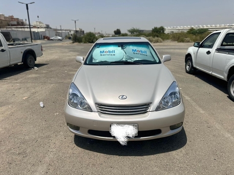 Riyadh, Vehicles, Cars & Trucks , SAR 21000,  Lexus ES,  2004,  Automatic,  330000 KM,  300