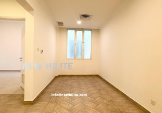 Kuwait City, Villas, Spacious 4-Bedroom Floor For Rent In Salwa