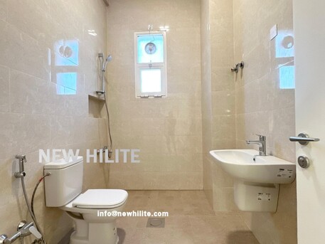 Kuwait City, Villas, Spacious 4-Bedroom Floor For Rent In Salwa