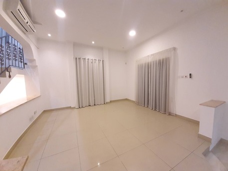 Hamala, Villas, BHD 750,  300 Sq. Feet,  Hamala/Modern Semi Furnished Villa Exclusive  CLOSE BISB
