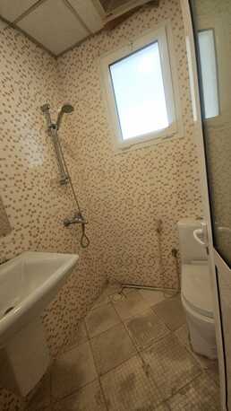 Salmaniya, Apartments/Houses, BHD 140/month,  Studio,  Unfurnished Studio Flat For Rent With Ewa