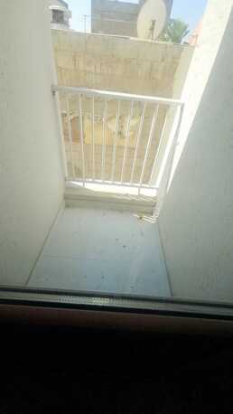 Salmaniya, Apartments/Houses, BHD 240/month,  2 BR,  2 Bedroom Unfurnished Flat For Rent Without Ewa