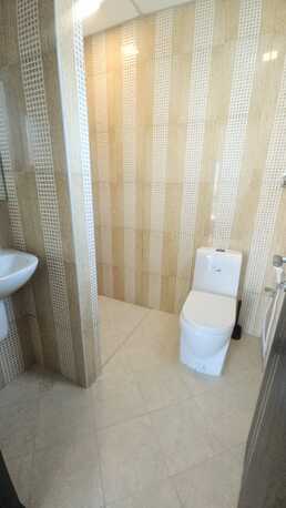 Salmaniya, Apartments/Houses, BHD 240/month,  2 BR,  2 Bedroom Unfurnished Flat For Rent Without Ewa