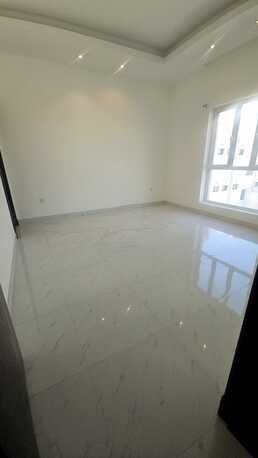 Salmaniya, Apartments/Houses, BHD 240/month,  2 BR,  2 Bedroom Unfurnished Flat For Rent Without Ewa