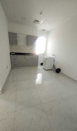 Salmaniya, Apartments/Houses, BHD 220/month,  1 BR,  1 Bedroom Flat For Rent With Ewa