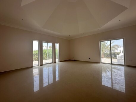 Saar, Villas, BHD 825,  300 Sq. Meter,  SINGLE STORY _SEMI FURNISHED VILLA WITH LARGE GARDEN