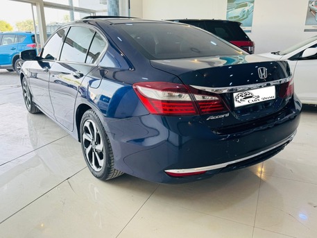 Manama, Vehicles, Cars & Trucks , BHD 5200,  Honda Accord,  2017,  Automatic,  104000 KM,  ▓█▇▅ 1 Owner - With Sunroof ▅▇█▓