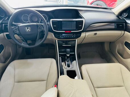 Manama, Vehicles, Cars & Trucks , BHD 5200,  Honda Accord,  2017,  Automatic,  104000 KM,  ▓█▇▅ 1 Owner - With Sunroof ▅▇█▓