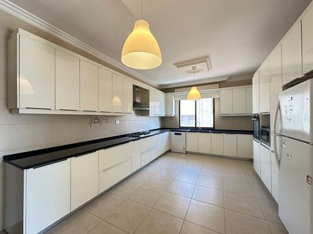 Abdoun, Apartments/Houses, JOD 14000/year,  4 BR,  300 Sq. Meter,  Spacious Apartment For Rent In Abdoun