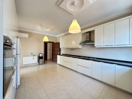 Abdoun, Apartments/Houses, JOD 14000/year,  4 BR,  300 Sq. Meter,  Spacious Apartment For Rent In Abdoun