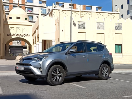 Riffa, Vehicles, Cars & Trucks , BHD 5500,  TOYOTA RAV4,  2017,  Automatic,  75000 KM,  2.4L EXCELLENT CONDITION COMPACT SUV FOR SALE