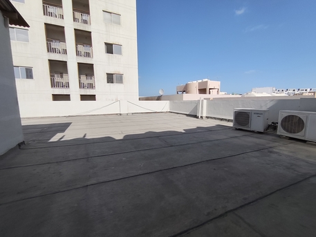 Mahooz, Apartments/Houses, BHD 130/year,  1 BR,  Mahooz:- Rooftop Studio Flat On Rent With Ewa..