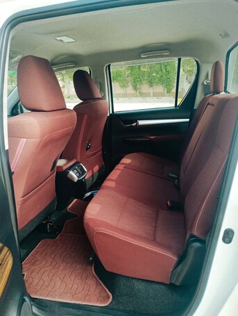 Manama, Vehicles, Cars & Trucks , BHD 7400,  Toyota Hilux,  2020,  Automatic,  9000 KM,  Agency Service