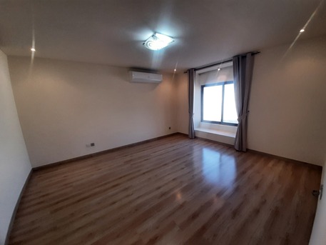 Manama, Villas, BHD 650,  300 Sq. Meter,  LOWBUDGET -3BHK -MAIDROOM -STORE-INCLUSIVE /POOL/GYM