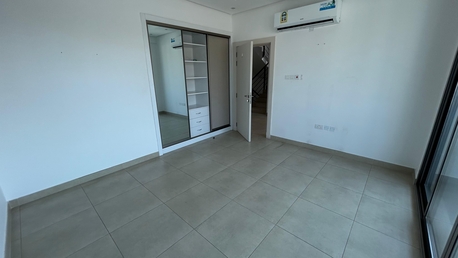 Manama, Apartments/Houses, BHD 700/month,  4 BR,  Semi-furnished 4 Bedroom Villa For Rent In Salihiya, Burhama