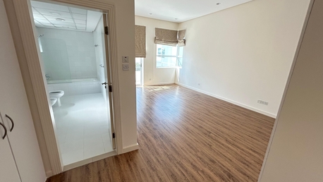 Manama, Apartments/Houses, BHD 700,  4 BR,  Semi-furnished 4 Bedroom Villa For Rent In Salihiya, Burhama