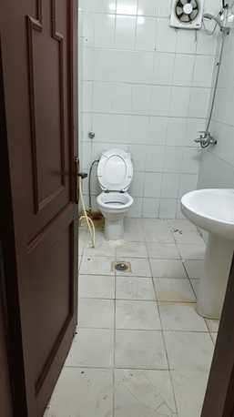 Al Aziziyah, Apartments, Flats, Houses & Villas, SAR 16000/year,  2 BR,  2bhk Kitchen 1 Washroom Rent Final 16000 Near Pakistani School Aziza