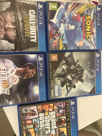 Riyadh, Video Games, Batman, GTA 5, Sonic, Fifa And Call Of Duty