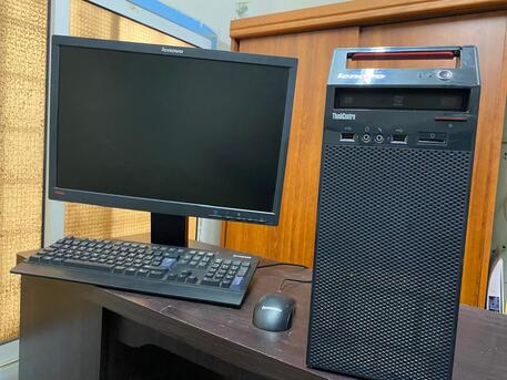 Jubail, Computers, SAR 625,  Lenova Core I7 With 22 Inch Lenova Lcd  For Sale