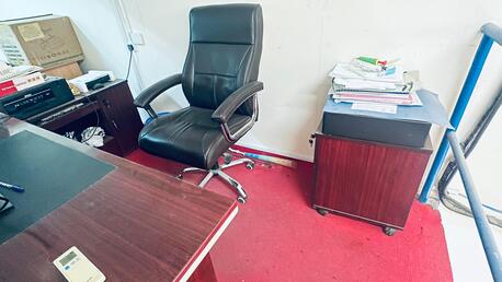 Salmabad, Household Items, BHD 70,  OFFICE TABLE SET FOR SALE IN GOOD CONDITION
