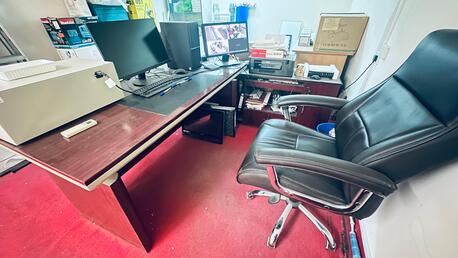 Salmabad, Household Items, BHD 70,  OFFICE TABLE SET FOR SALE IN GOOD CONDITION