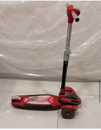 Riyadh, Appliances, Sar 2,  BathTub+swing+tricycle+scooter+Caromboard+toaster