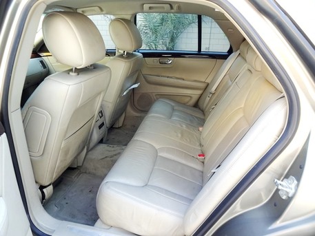 Umm Al Hassam, Vehicles, Cars & Trucks , BHD 111,  Cadillac DTS,  2011,  Automatic,  72000 KM,  Full Option, Agency Maintained, Low Mileage - URGENT SALE