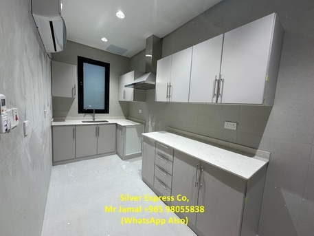 Kuwait City, Villas, KWD 1100,  200 Sq. Meter,  4 Spacious Bedrooms Villa Floor For Rent In Bayan.