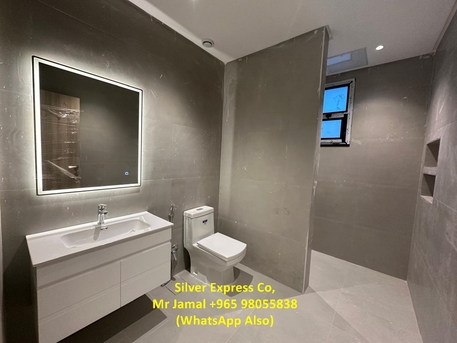 Kuwait City, Villas, KWD 1100,  200 Sq. Meter,  4 Spacious Bedrooms Villa Floor For Rent In Bayan.