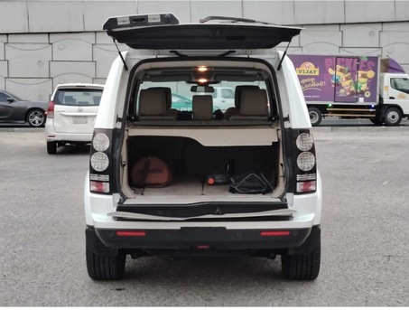 Riyadh, Vehicles, Cars & Trucks , SAR 70000,  Land Rover Discovery HSE,  2015,  Automatic,  165000 KM,  Land Rover Discovery LR4 For Sale