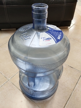 Al Malaz, Household Items, SAR 4,  Water Bottles (Tania , Spring)