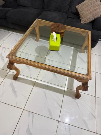 Jeddah, Furniture, SAR 100,  Center Table Size 97cm X 92 Cm Glass Top SR 50