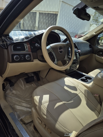 Yanbu, Vehicles, Cars & Trucks , SAR 25000,  Gmc Yukon XL,  2008,  Automatic,  150000 KM,  GMC