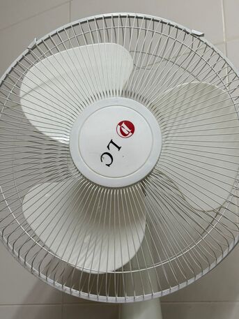 Jeddah, Electronics, SAR 100,  LC Table Fan New