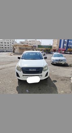 Madinah, Vehicles, Cars & Trucks , SAR 39500,  Isuzu D-MAX,  2016,  Manual,  210 KM,  For Sale Cash Or Installments