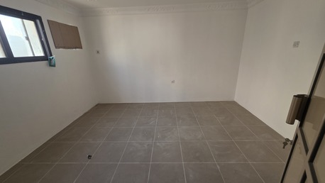 Busaiteen, Apartments/Houses, BHD 150/month,  2 BR,  BHD:-150/month UN FURNISHED 2 BHK APARTMENT FOR RENT IN BUSAITEEN -: MUNEEB *35041493