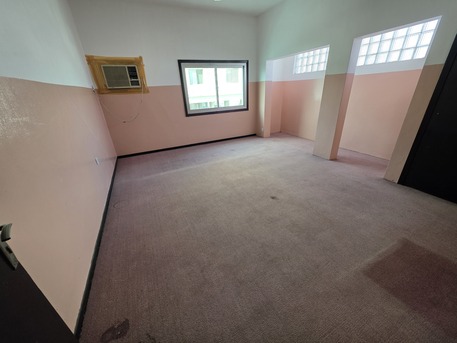 Manama, Apartments/Houses, BHD 250/month,  4 BR,  BHD:-250/month UN FURNISHED 4BHK APARTMENT FOR RENT IN MUHARAQ -: MUNEEB *35041493